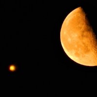 Луна - Юпитер (восход) :: Alisa Koteva 
