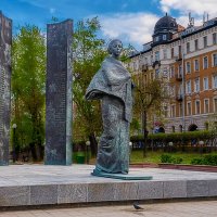 Памятник Крупской в Москве :: Aleksey Afonin