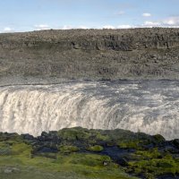 об Исландских водопадах :: Александр Липовецкий