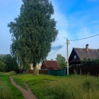 По городским улочкам :: Сергей Кочнев