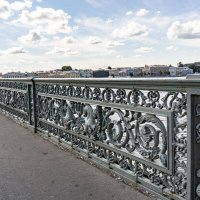 Решётка Благовещенского моста :: Ирина Соловьёва