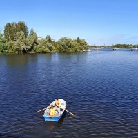 На лодке по водным просторам :: Мария Васильева