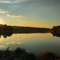Тихий почти летний вечер на пруду :: Андрей Лукьянов