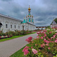 В монастыре :: Александр Сивкин