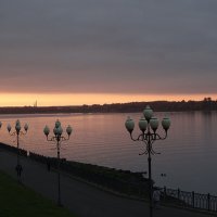 Закат на Волге. Рыбинск :: Лидия Бусурина