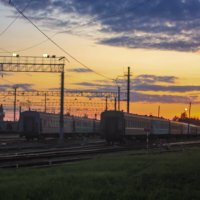 Поезда уходят на закат :: Сергей Кочнев