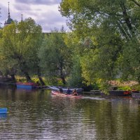 По реке :: Сергей Цветков