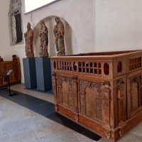 В зале церкви-музея Нигулисте :: veera v