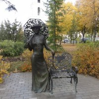...Скульптура "Дама с ракеткой" :: марина ковшова 