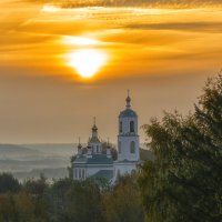 Осенний восход :: Сергей Цветков