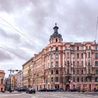 Здание на площади Толстого :: Любовь Зинченко 