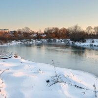 Вечерком на речке ... :: Евгений Хвальчев