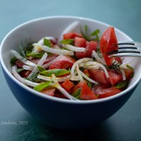 Салат из свежих овощей :: Александр Синдерёв