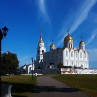 В утреннем свете... :: Владимир Шошин