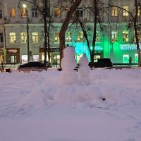 Фонтан со снеговиками :: Татьяна 