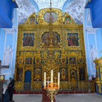 Убранство храма Знамения Пресвятой Богородицы  в Дубровицах. :: Константин Анисимов