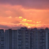 Покатилось солнце по московским крышам :: Мария Васильева