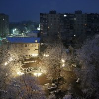 Ночью выпал снег. :: Сергей Запорожцев