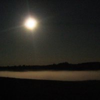 Туман над рекой ночью :: Артем 
