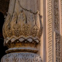 Деталь резьбы колонны храма Лаксман :: Георгий А