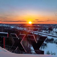 Для кого-то, конечно, и "атху", но на самом деле любимая Ухта в марте) :: Николай Зиновьев