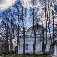 Исла́вское — село в Одинцовском районе Московской области. Расположено на Рублёво-Успенском шоссе :: Юрий Яньков