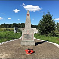 Памятник павшим воинам. :: Валерия Комова