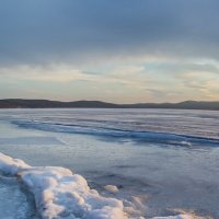 Апрельский вечер на озере Тургояк (панорама). :: Алексей Трухин