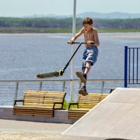 На набережной у Амура. :: Виктор Иванович Чернюк