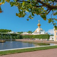 Уголок Верхнего парка. Петродворец :: Любовь Зинченко 