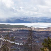 Ильменский хребет. Апрель. Миасс, Машгородок. Озеро Тургояк. :: Алексей Трухин