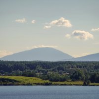 На другом берегу... :: Николай Гирш