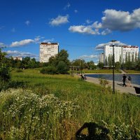 Июль в городе :: Андрей Лукьянов