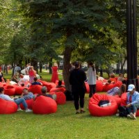 Отдых на Тверском бульваре. :: Татьяна Помогалова