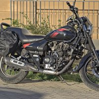 Мотоцикл Bajaj Avenger 220 :: Giant Tao /