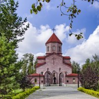 Храм Сурб Аствацацин .Армянская апостольская церковь. :: Михаил Измайлов