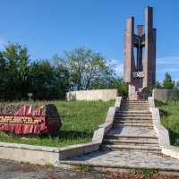 Село Горное Лоо. Памятник погибшим в Великую Отечественную войну :: Gen 