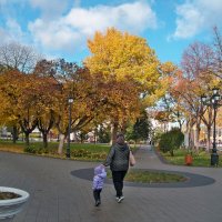 Осень в парке  Тренёа :: Валентин Семчишин