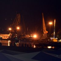 Феодосийский порт ночью :: Борис Русаков