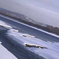 Узор льдин на реке Томи :: Нина северянка