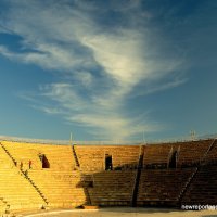 Древний амфитеатр в Кесарии Палестинской :: Андрей Хаустов