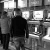 Витринный шоппинг мужчин Милан Италия :: Alm Lana
