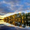 Закат на реке :: Михаил Свиденцов