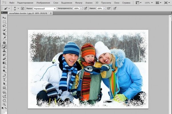 Оформление фотографии с помощью зимней рамки в Фотошопе