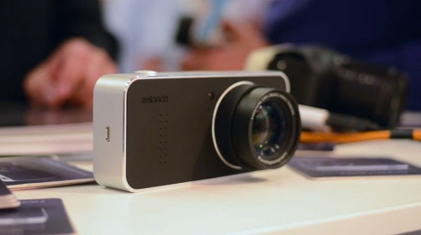 Relonch Camera превращает iPhone в полноценную фото камеру