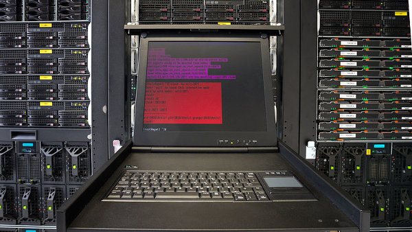 Суперкомпьютер Salomon в Остраве начнёт работу до июля 2015...