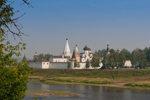 Старицкий Свято-Успенский монастырь (Тверская область).