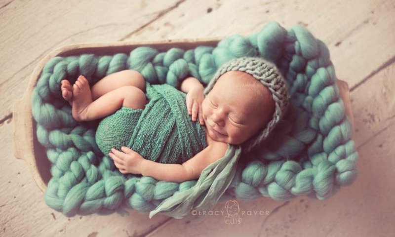 Спящие младенцы в фотографиях Трейси Рейвер - №6