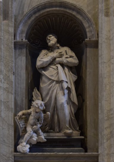 Статуя святого Филиппа Нери, основателя конгрегации ораторианцев (Джованни Батиста Майни, 1737).