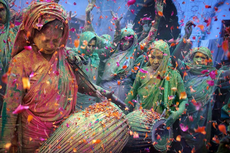 Праздник красок Холи, Вриндаван, Индия